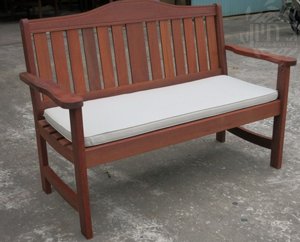 ספסל ישיבה זוגי דגם נלסון מעץ קרואין + ריפוד צבע קרם ספסל ישיבה זוגי דגם נלסון מעץ קרואין + ריפוד צבע קרם